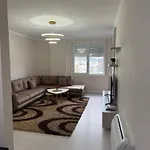 Miri Family Apartment, 5min From Airport