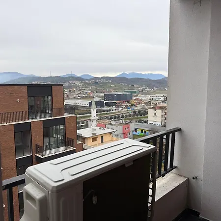 E&e Family Apartment, 5 Min From Airport, Center * Vore